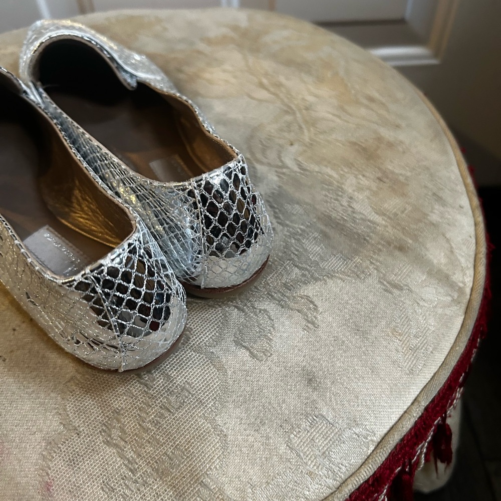 AGL Metallic Snakeskin print Soft Pointy Toes Loafers Sz 7.5 made in Italy - Picture 6 of 11